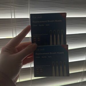 NEW IN BOX FAIR/WELL REPLACEMENT BRUSH HEADS BUNDLE